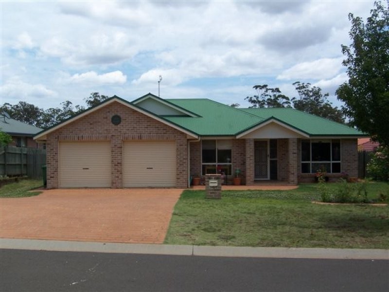 3 Throwleigh Close, Rangeville QLD 4350