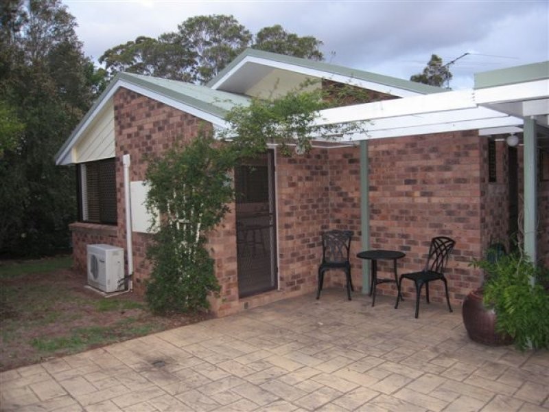16 Merlin Court, Preston QLD 4352