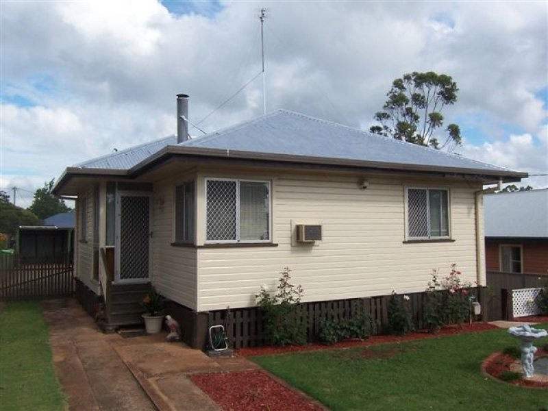 38 Dwyer Street, Harlaxton QLD 4350