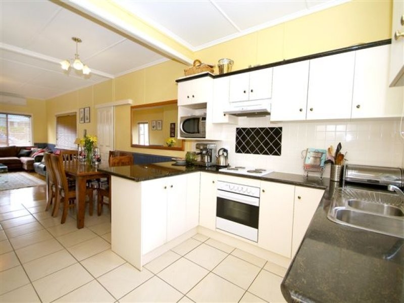 17 Suffolk Street, East Toowoomba QLD 4350