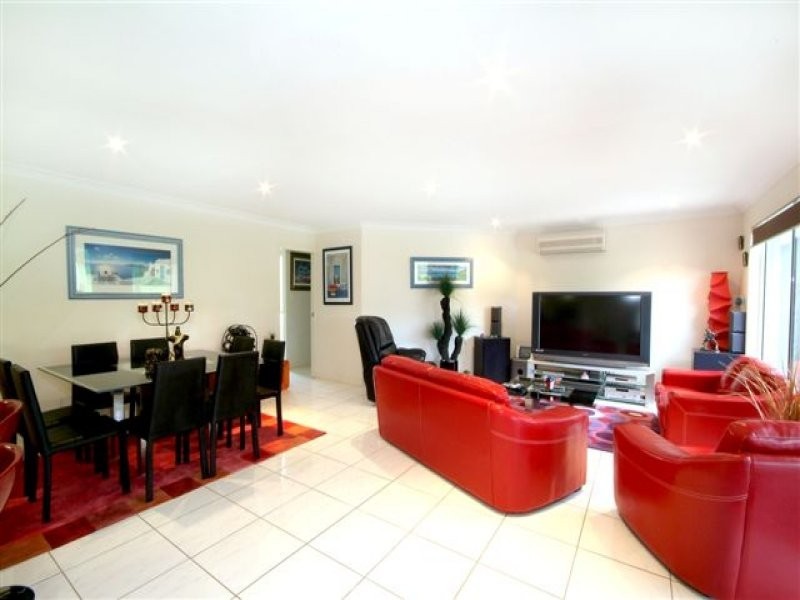 12 Ridgewood Drive, Kearneys Spring QLD 4350