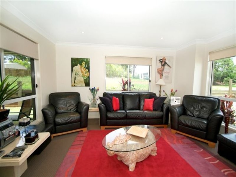 12 Ridgewood Drive, Kearneys Spring QLD 4350