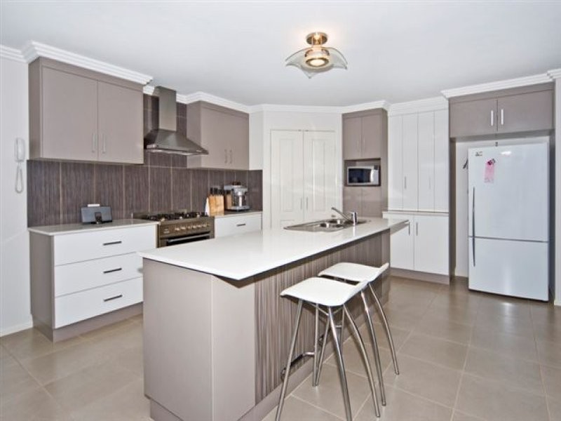 1 Rosella Street, Rangeville QLD 4350