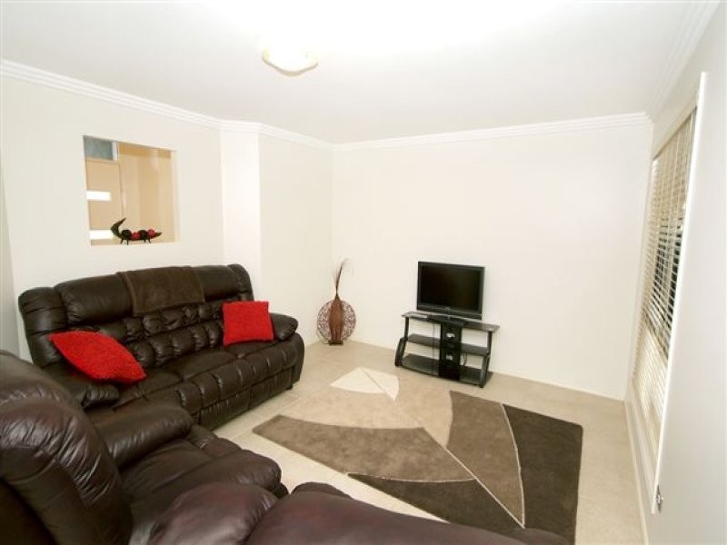 90 Aberdeen Street, Rangeville QLD 4350