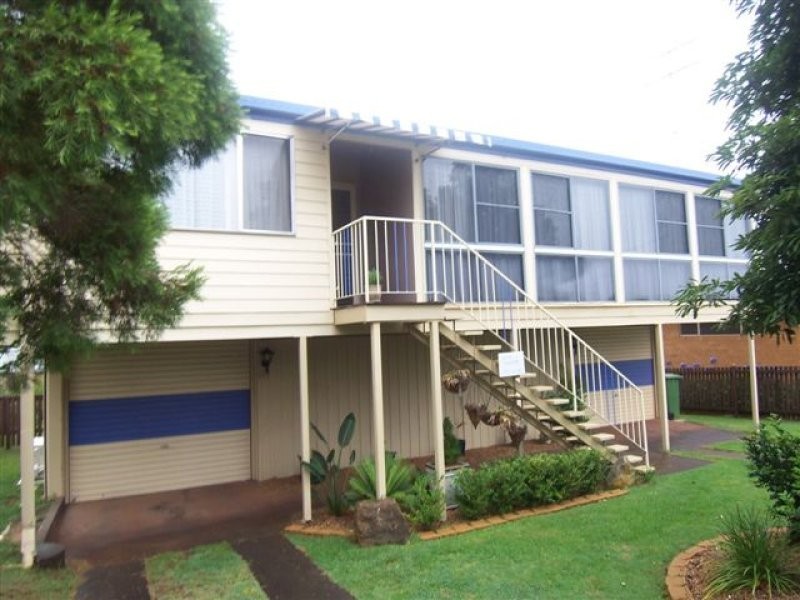 15 Loudon Street, South Toowoomba QLD 4350