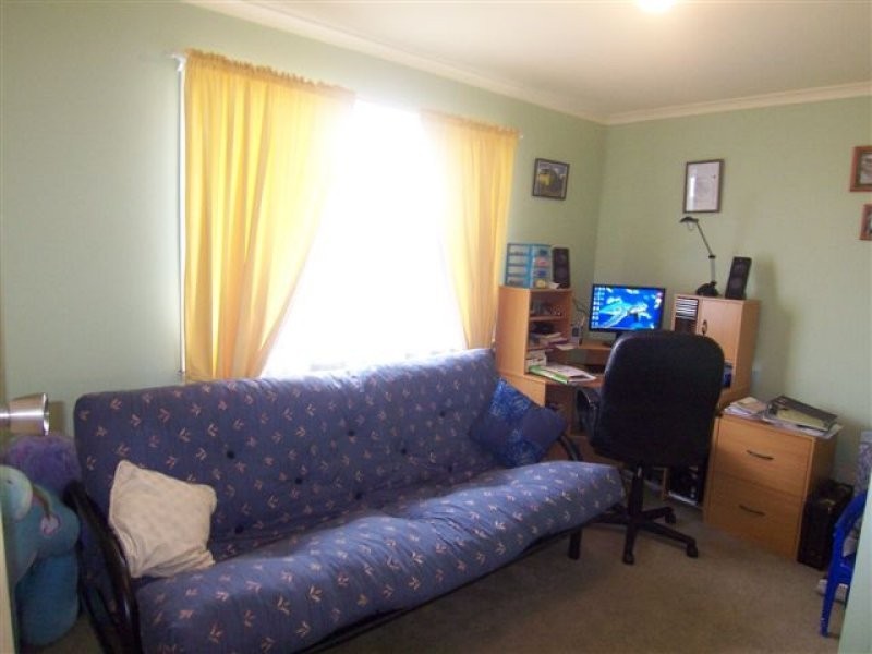 15 Loudon Street, South Toowoomba QLD 4350