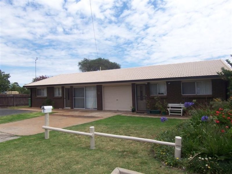 11 Fromalls Street, Harristown QLD 4350