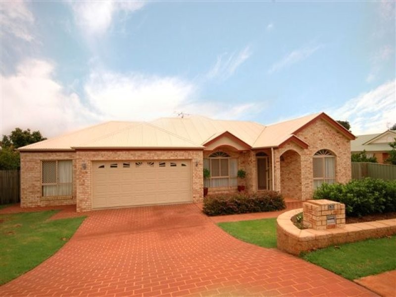 121 Spring Street, Middle Ridge QLD 4350