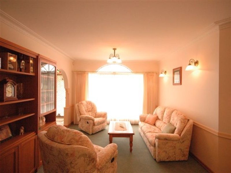 121 Spring Street, Middle Ridge QLD 4350