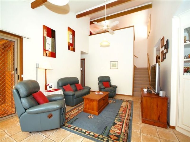 8 Qantas Court, Wilsonton QLD 4350