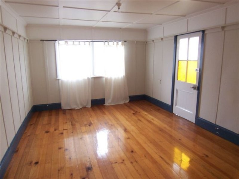 12 Atkinson Street, South Toowoomba QLD 4350