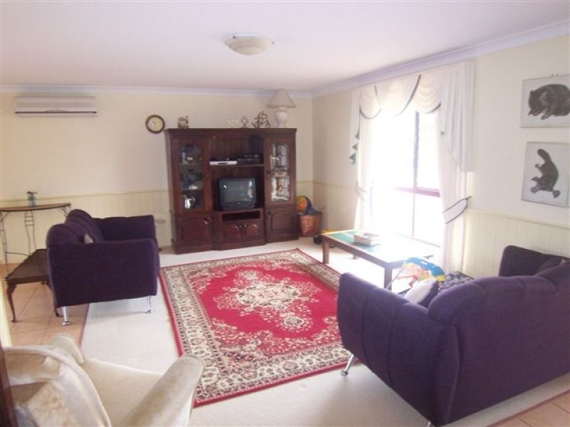 21 Chelwyn Street, Middle Ridge QLD 4350