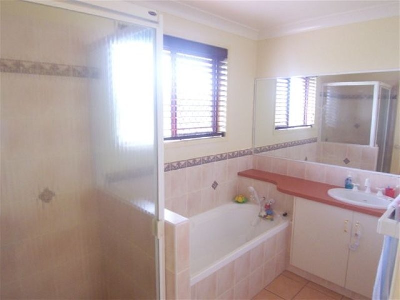 21 Chelwyn Street, Middle Ridge QLD 4350