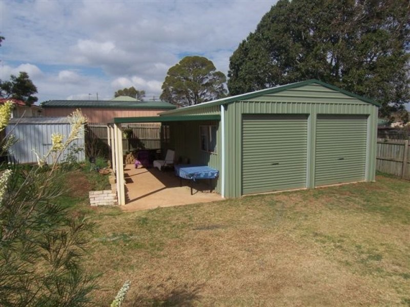 14 Dwyer Street, Harlaxton QLD 4350