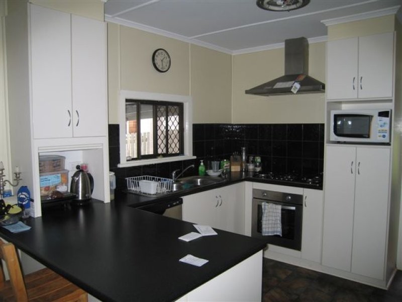 30 Webb Street, Rangeville QLD 4350
