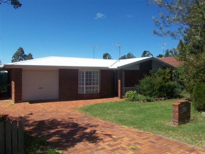 2a Bond Court, Darling Heights QLD 4350