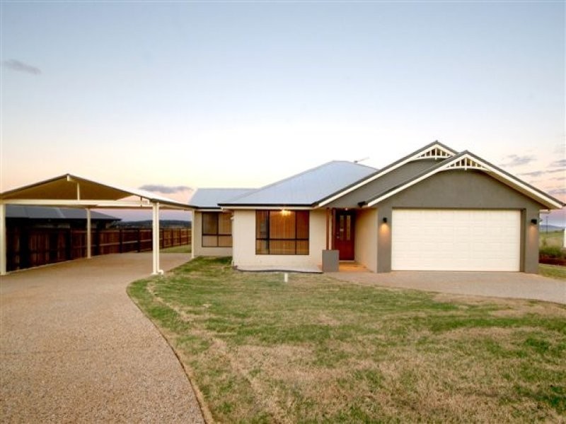 21 Highgrove Drive, Highfields QLD 4352