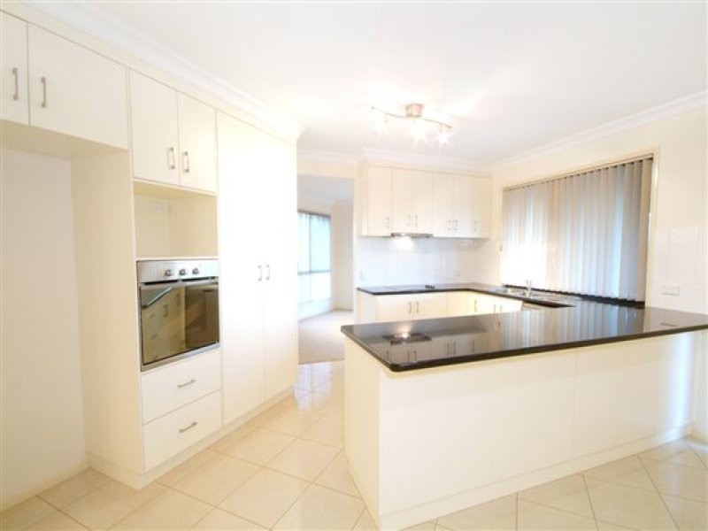 21 Highgrove Drive, Highfields QLD 4352