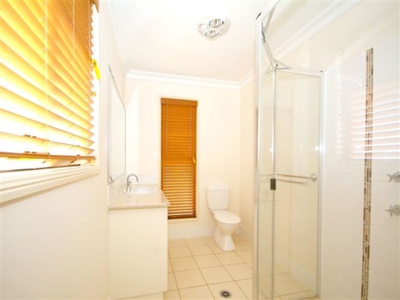 21 Highgrove Drive, Highfields QLD 4352