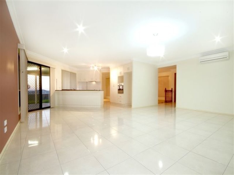 47 Smythe Drive, Highfields QLD 4352