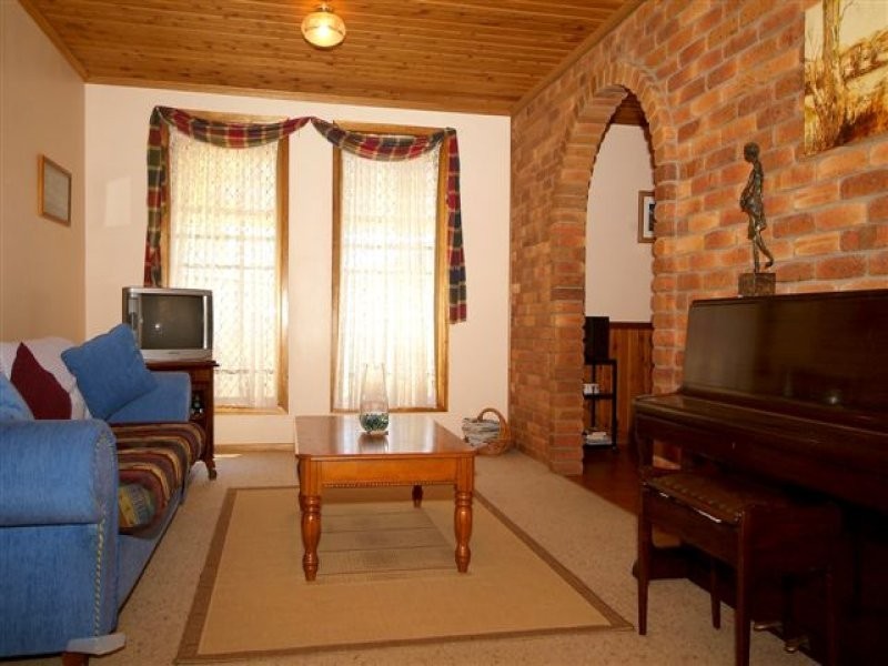 15 Beer Court, Kearneys Spring QLD 4350