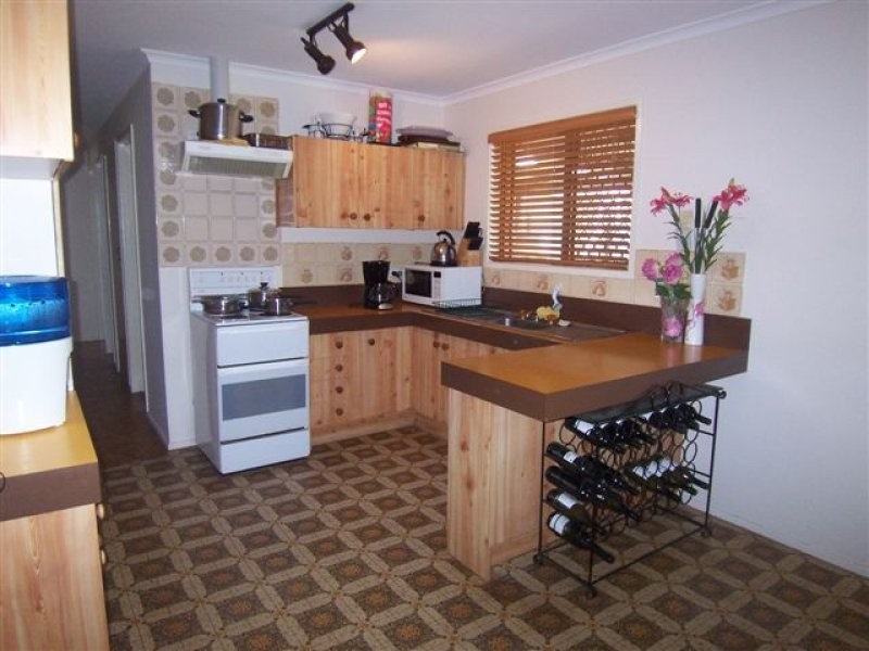 374 Hume Street, Centenary Heights QLD 4350