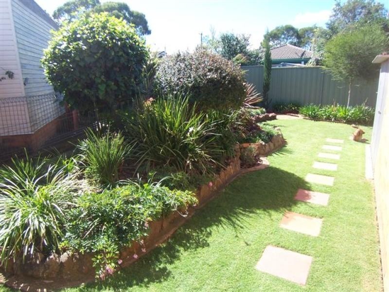 2 Englart Street, Wilsonton QLD 4350