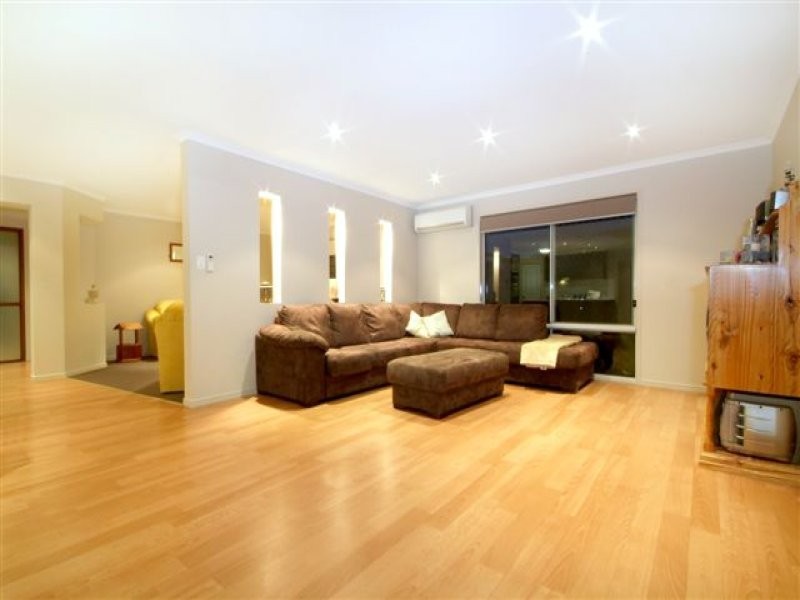 9 Angus Street, Highfields QLD 4352