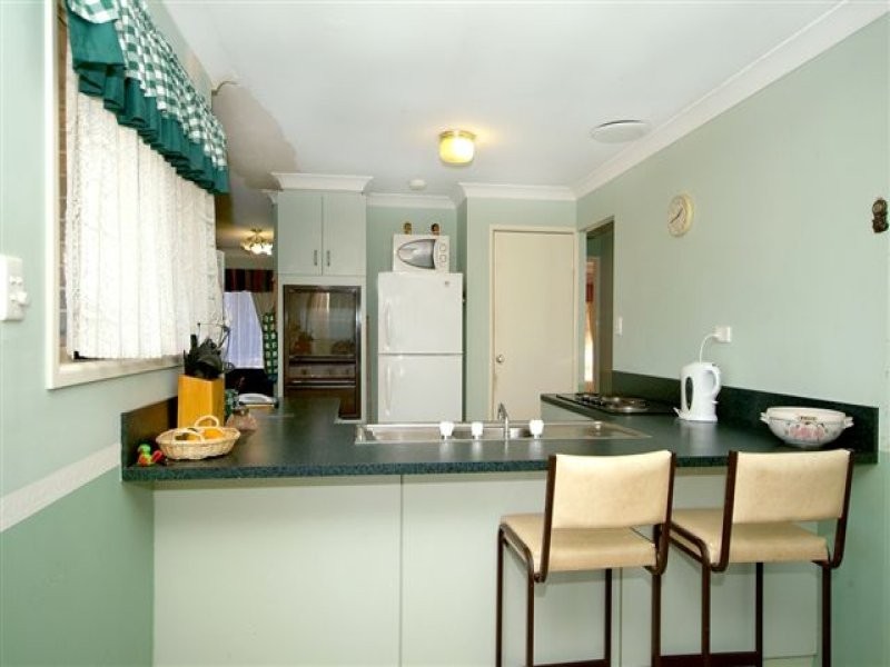 8 Lawmere Court, Kingsthorpe QLD 4400