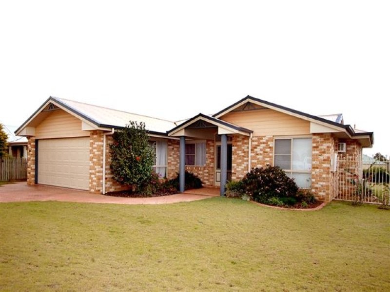 9 Willmington Court, Middle Ridge QLD 4350