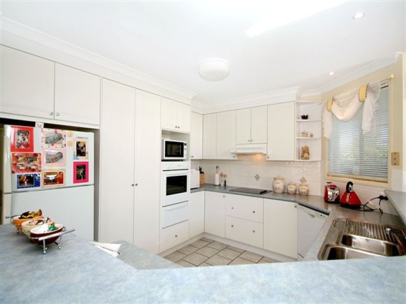 9 Willmington Court, Middle Ridge QLD 4350