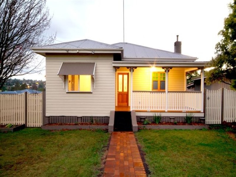 115 Curzon Street, Rangeville QLD 4350