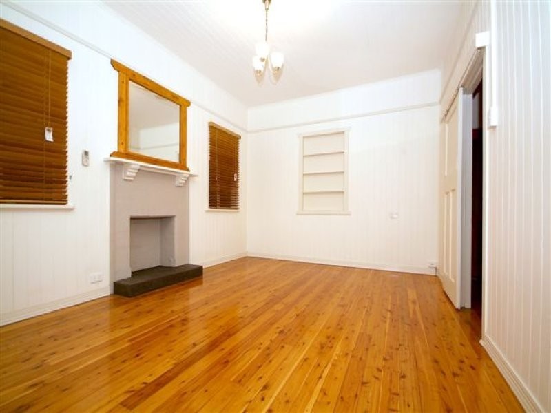 115 Curzon Street, Rangeville QLD 4350