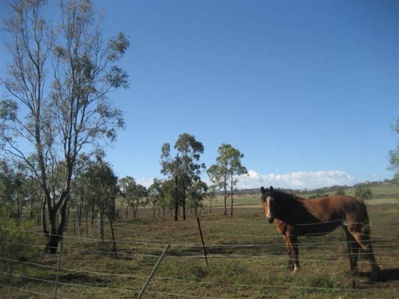 111 Cudmore Road, Cambooya QLD 4358