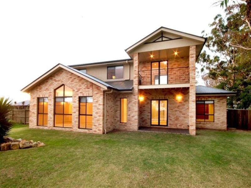 34 Fadden Crescent, Middle Ridge QLD 4350