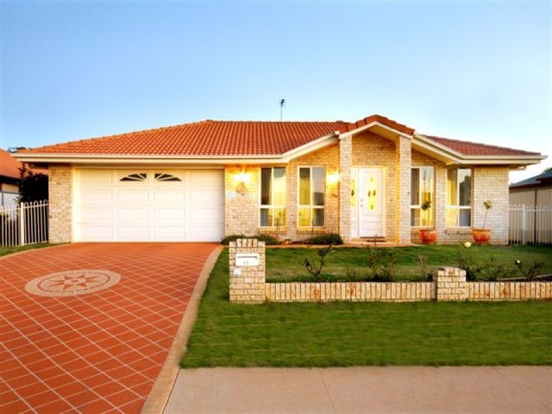 42 Jutsum Street, Middle Ridge QLD 4350