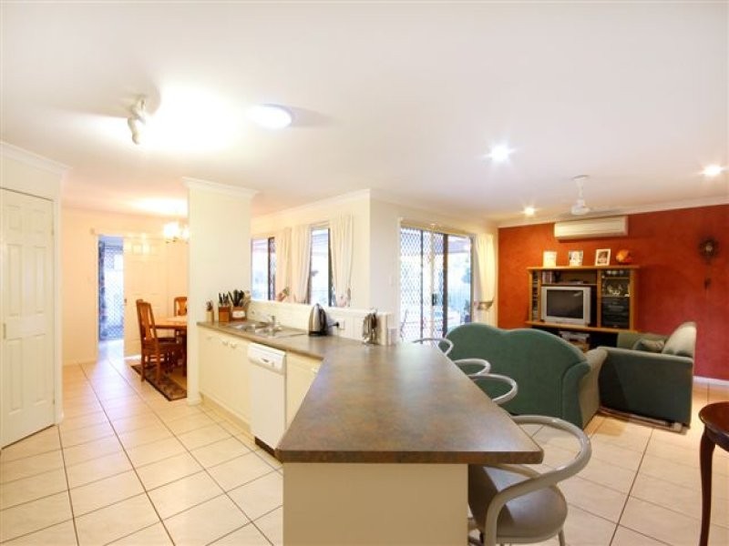 42 Jutsum Street, Middle Ridge QLD 4350