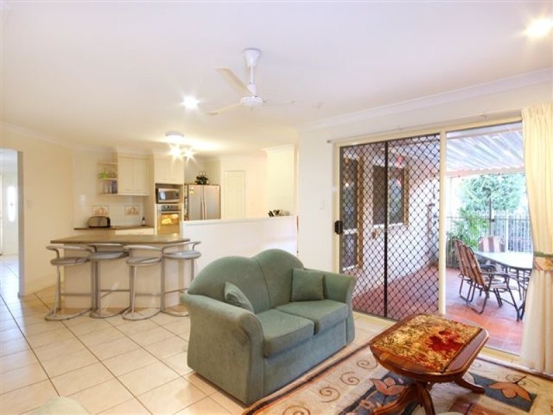 42 Jutsum Street, Middle Ridge QLD 4350