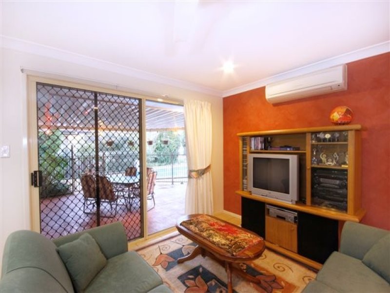 42 Jutsum Street, Middle Ridge QLD 4350