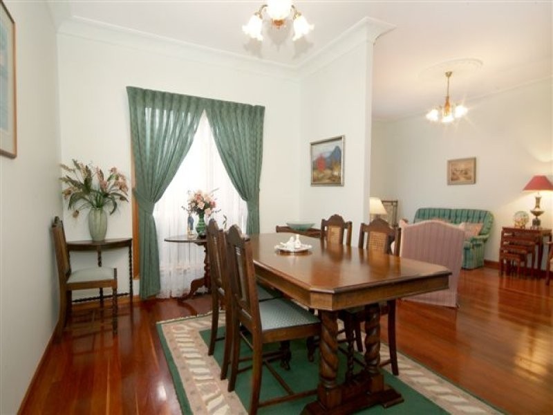 4 Poinsettia Court, Middle Ridge QLD 4350