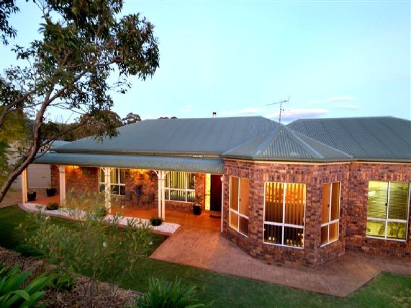 14 Trafalgar Street, Middle Ridge QLD 4350