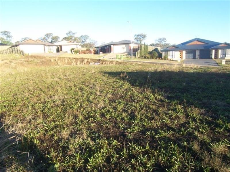21 Cuttaburra Crescent, Glenvale QLD 4350