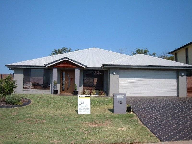 12 Banksdale Drive, Middle Ridge QLD 4350