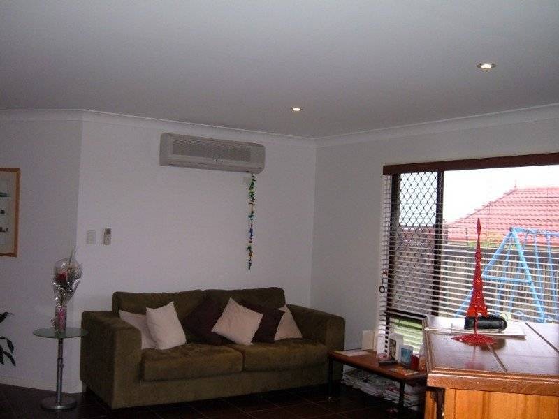 12 Banksdale Drive, Middle Ridge QLD 4350