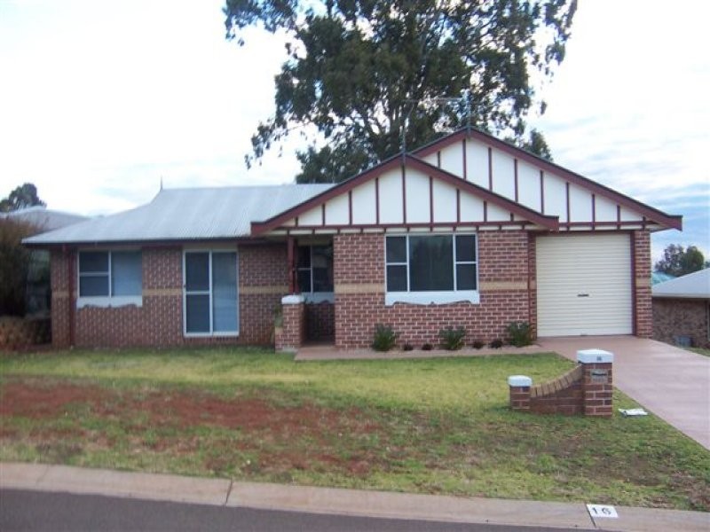 16 Krog Court, Darling Heights QLD 4350