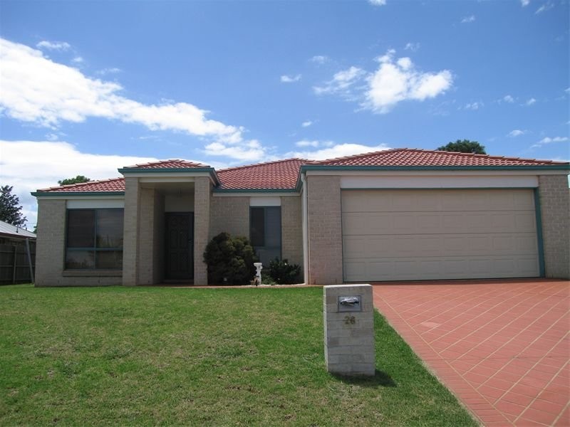 28 Biscay Crescent, Glenvale QLD 4350