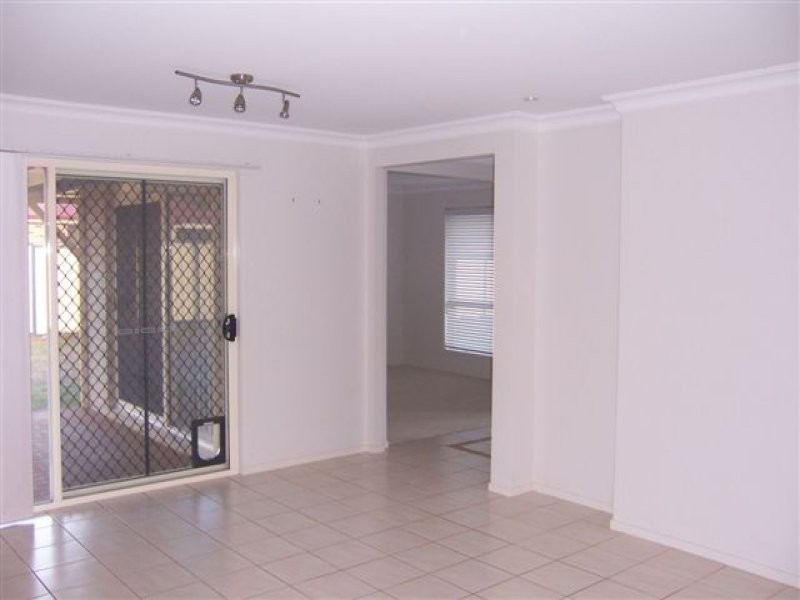 12 Elizabeth Street, Westbrook QLD 4350