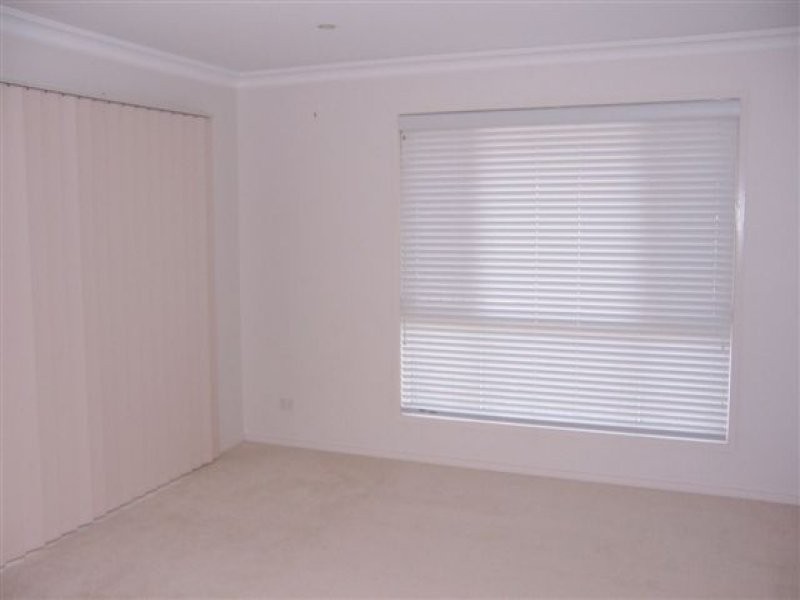 12 Elizabeth Street, Westbrook QLD 4350