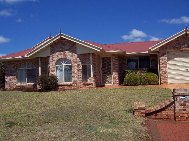 2 Willem Close, Middle Ridge QLD 4350