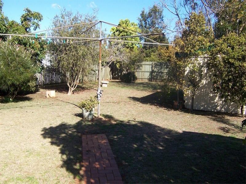 30 Buckland Street, Harristown QLD 4350